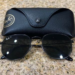 Ray Ban Black Aviators